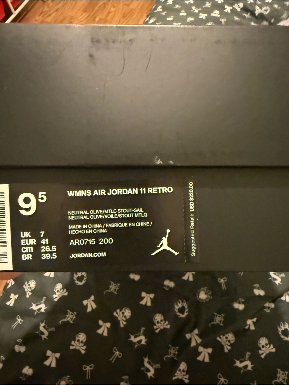Jordan 11 - Picture 2 of 6